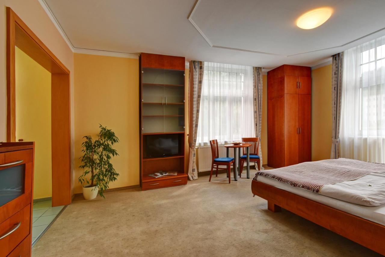 Hotel La Passionaria Mariánské Lázně Dış mekan fotoğraf